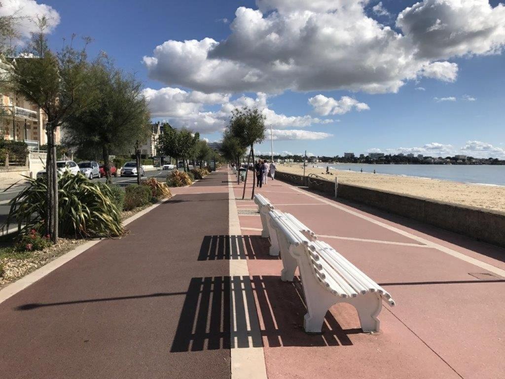 Royan - Studio Lumineux Au Calme - 30M De La Plage - Quartier Du Parc Luaran gambar