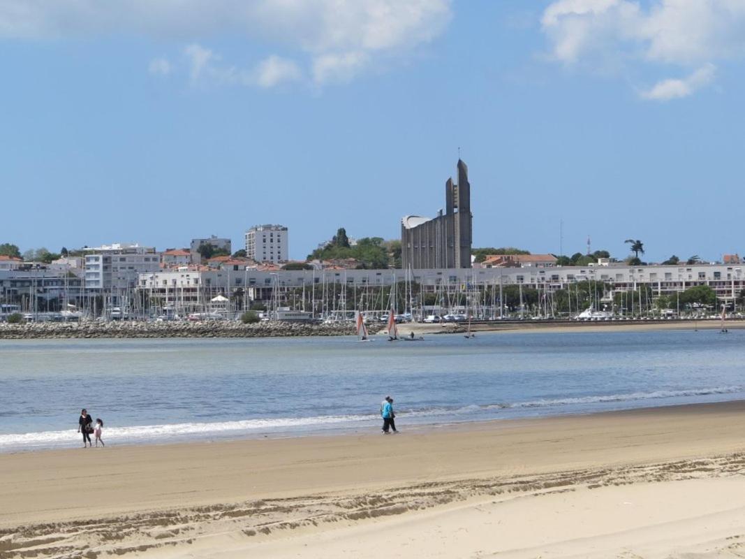 Royan - Studio Lumineux Au Calme - 30M De La Plage - Quartier Du Parc Luaran gambar
